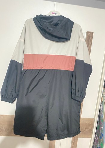 Renkli Kadın Uzun Boy Yağmurluk - Görsel 3