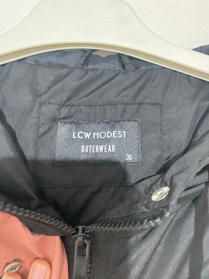 Renkli Kadın Uzun Boy Yağmurluk - Görsel 2