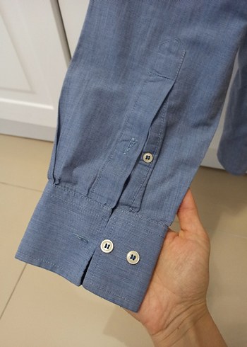 l Beden Düğmeli Mavi Denim Erkek Gömlek