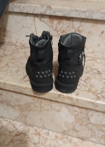 ortopedik taban sıfırdan farksız çok az kullanıldı fermuarlı - Görsel 3