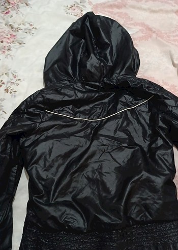 Siyah Parlak Kapüşonlu Fermuarlı Kız erkek içinde uygun - Görsel 7