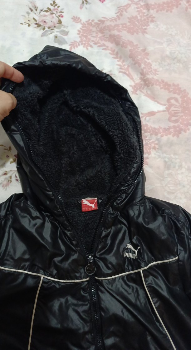 Siyah Parlak Kapüşonlu Fermuarlı Kız erkek içinde uygun - Görsel 4