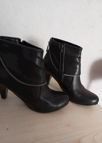 Diğer Siyah Deri Stiletto Topuklu Kadın Bot