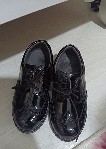 Parlak Siyah Erkek Çocuk Özel Ayakkabı - Görsel 2