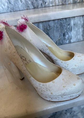 36 Beden Dantel Detaylı Beyaz Vintage Abiye Topuklu Ayakkabı