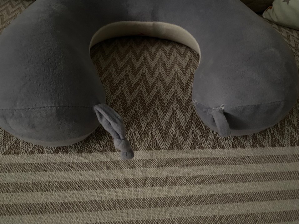 Seyehat boyun yastığı ve taşınabilir emzirme yastığı - Görsel 3