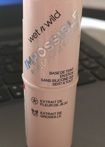 Wet n Wild Impossible base Stick Beige