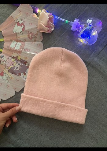  Beden Beyaz ve pembe Pastel Kadın Bere