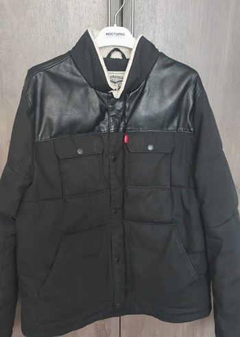 Levis Mont