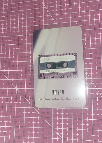 Rare Haewon Nmixx Lomo Card