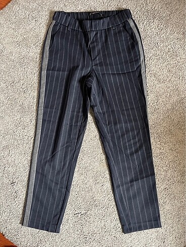 Orijinal zara pantolon 34-36 beden