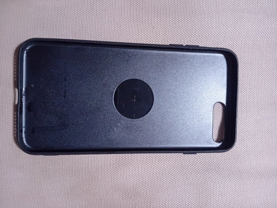 Siyah Parlak iPhone 7 kılıfı - Görsel 2