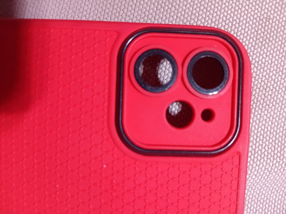 Kırmızı iPhone 11 kılıfı - Görsel 2