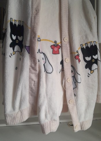 Diğer Nakışlı Beyaz pijama takimi