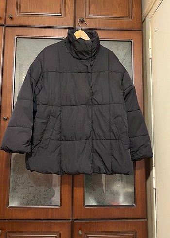 Çıtçıtlı Siyah Kadın Midi Kaban