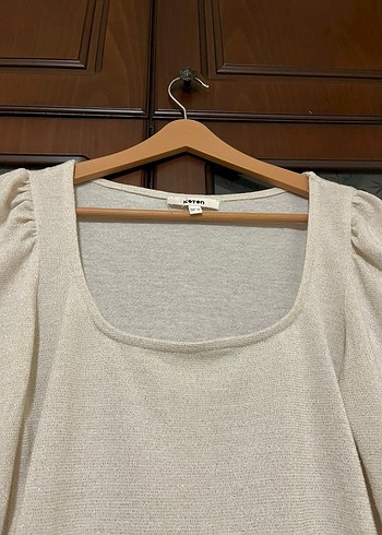 Bej Kısa Kollu Simli Kadın Bluz - Görsel 3