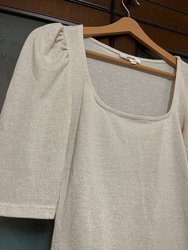 Bej Kısa Kollu Simli Kadın Bluz - Görsel 4