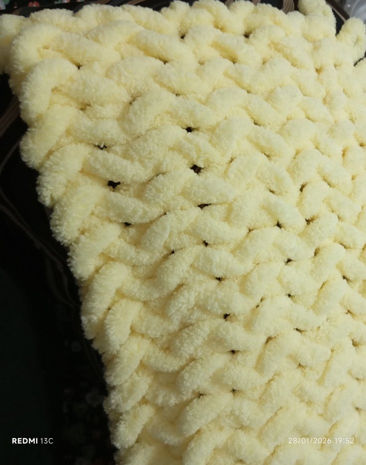 Sarı Örgü Bebek Battaniyesi alize ipiyle - Görsel 2