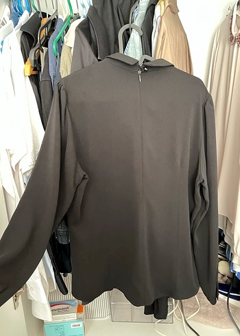 İşlemeli Yaka Detaylı Gri Kadın gömlek - Görsel 2