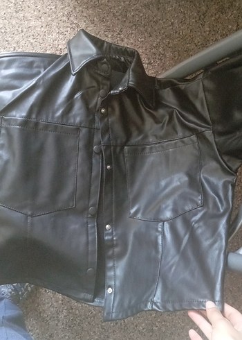 şardonlu siyah deri gomlek - Görsel 3