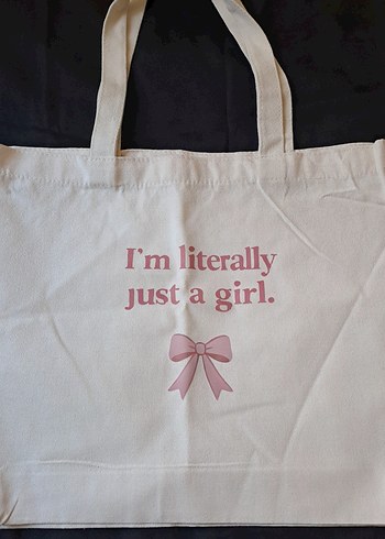 Pembe Fiyonk Detaylı Minimalist Kadın Çanta