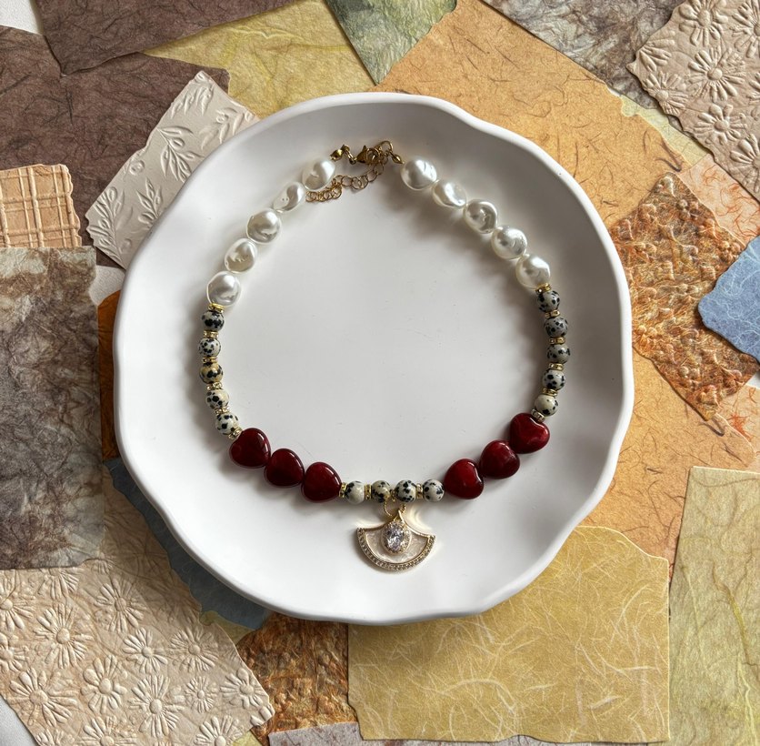 Kırmızı Boncuklu Bohem Mini Kolye - Görsel 2