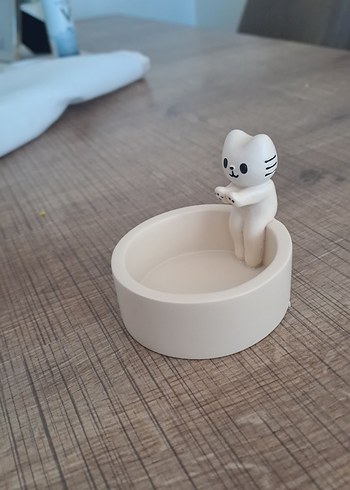 Diğer Sevimli Kedi Figürlü Mumluk