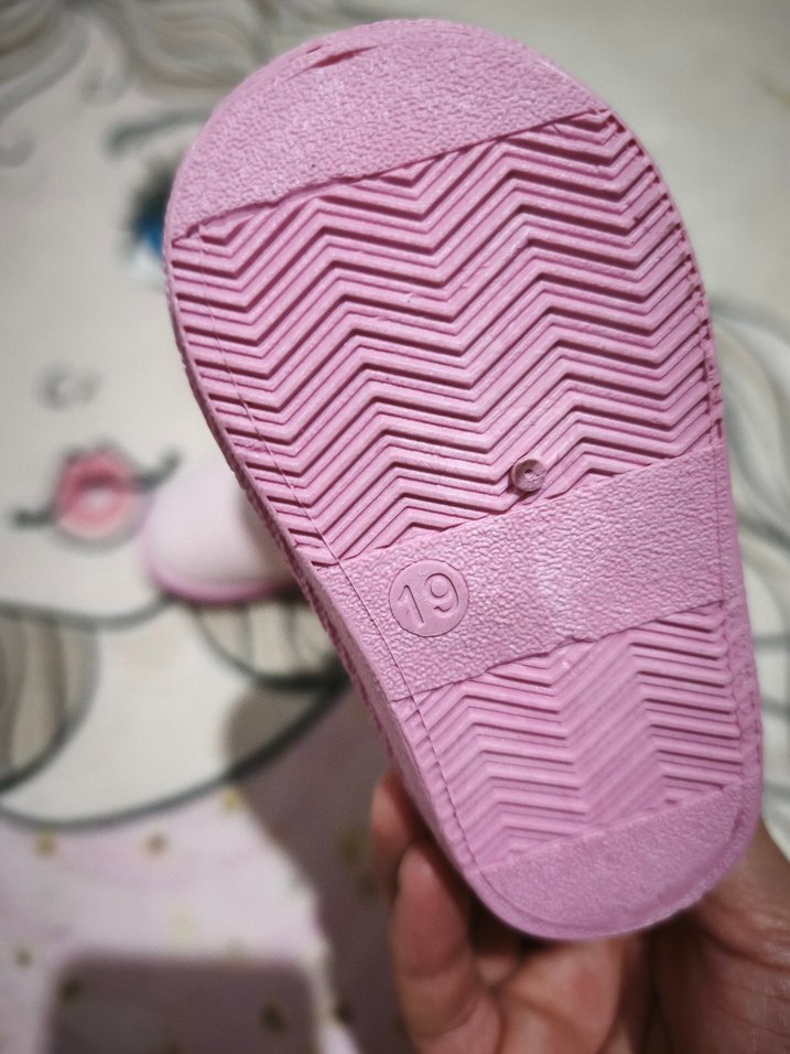 Pembe Kız Çocuk Sıcak Terlikler Tokalı - Görsel 3