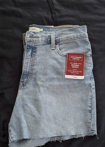 Etiketli Levi's Mavi Midi Jean Şort