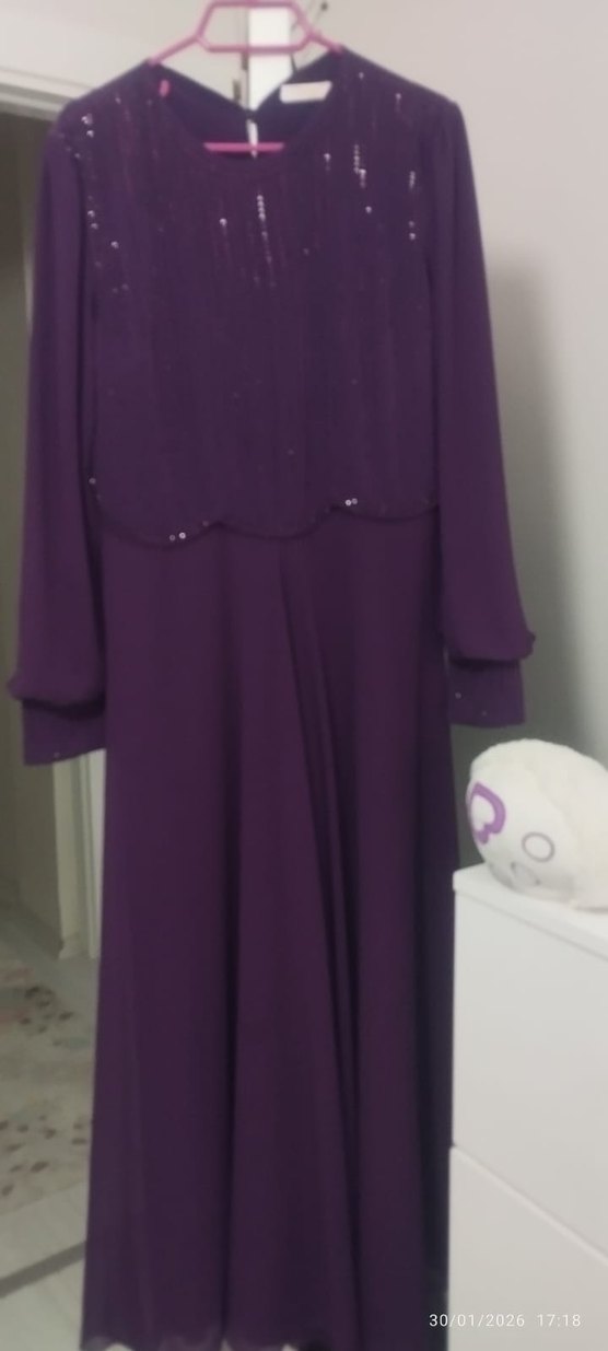 Mor Uzun Kollu V Yaka Kadın Abiye Elbise - Görsel 2