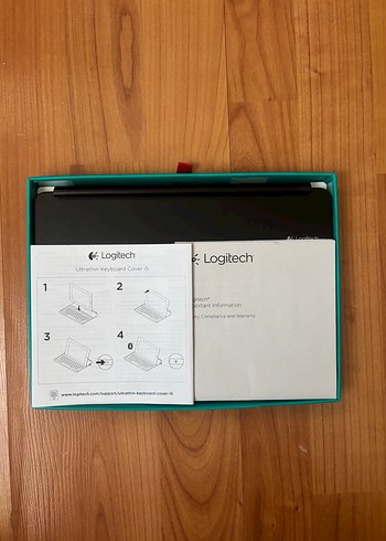 Logitech İnce Siyah Klavye Kapağı - Görsel 4