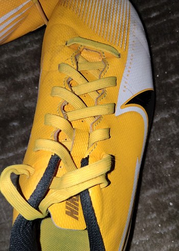 Turuncu Nike çivili krampon 38 numara - Görsel 3