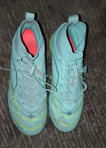 Turkuaz Halısaha kramponu temiz - Görsel 3