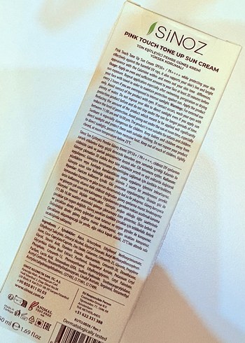 SiNOZ Pembe Tonlu SPF50 Güneş Kremi - Görsel 3