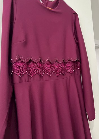 Diğer Bordo Uzun Kollu Nakışlı Uzun Elbise