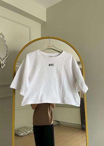 Beyaz Loose Fit Kadın Tişört Mavi Baskılı
