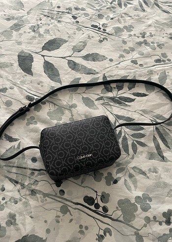 Gri Calvin Klein Kadın Bel Çantası