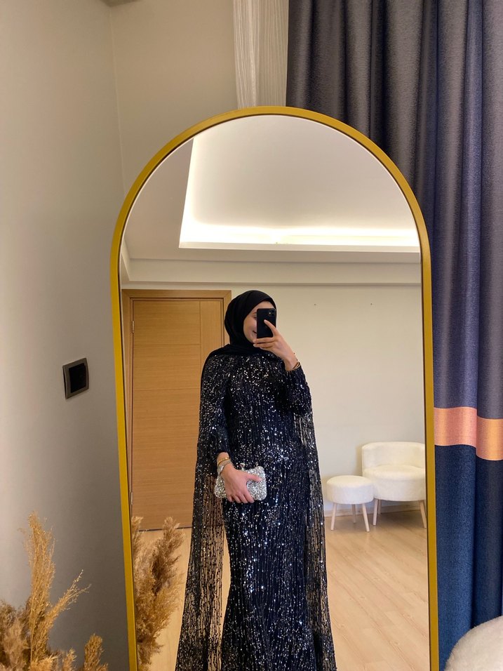 Uzun Kollu Siyah Drapeli Abiye Elbise - Görsel 4