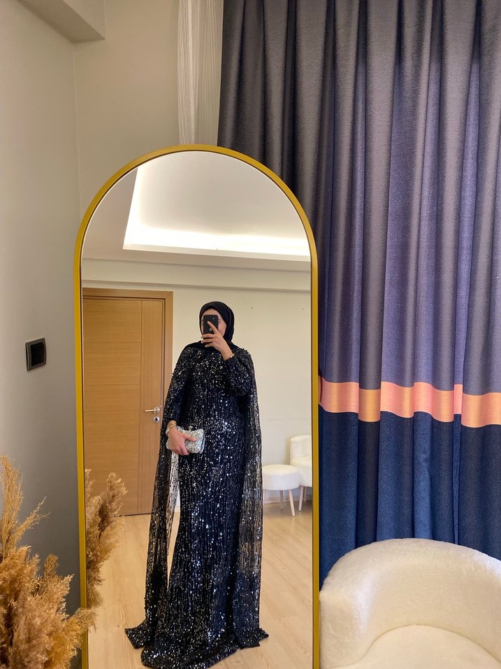 Uzun Kollu Siyah Drapeli Abiye Elbise - Görsel 2