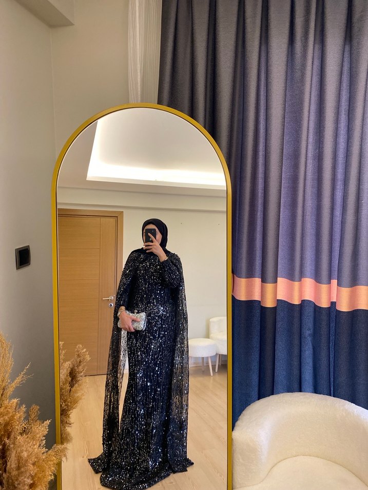 Uzun Kollu Siyah Drapeli Abiye Elbise - Görsel 3