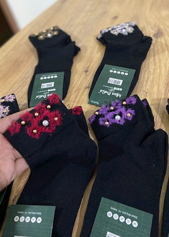 Kadın Nakışlı Örme Çorap Seti - Görsel 3