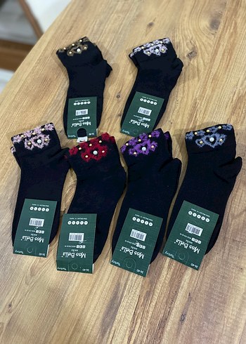 Kadın Nakışlı Örme Çorap Seti - Görsel 7