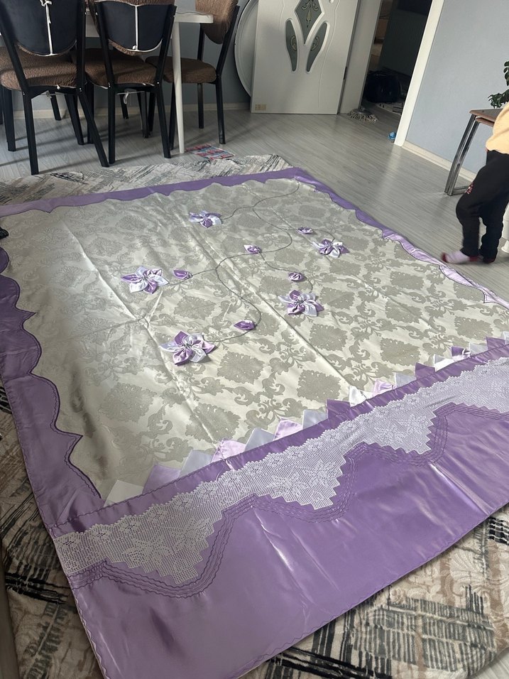 Mor işlemeli yatak örtüsü - Görsel 3