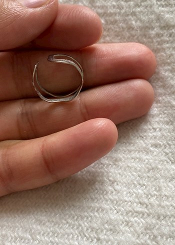 Beden Minimalist Beyaz Elastik Kadın Yüzük