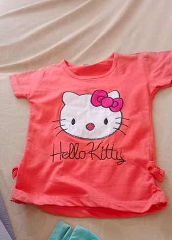 Diğer Kız Çocuk Pembe Hello Kitty Baskılı Tişört hafif lekeli