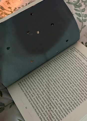 Beden Renk Yüzyıllık Yalnızlık - Gabriel Garcia Marquez