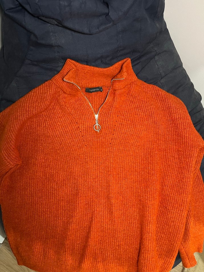 Kırmızı Yarım Fermuarlı Triko Kazak - Görsel 4