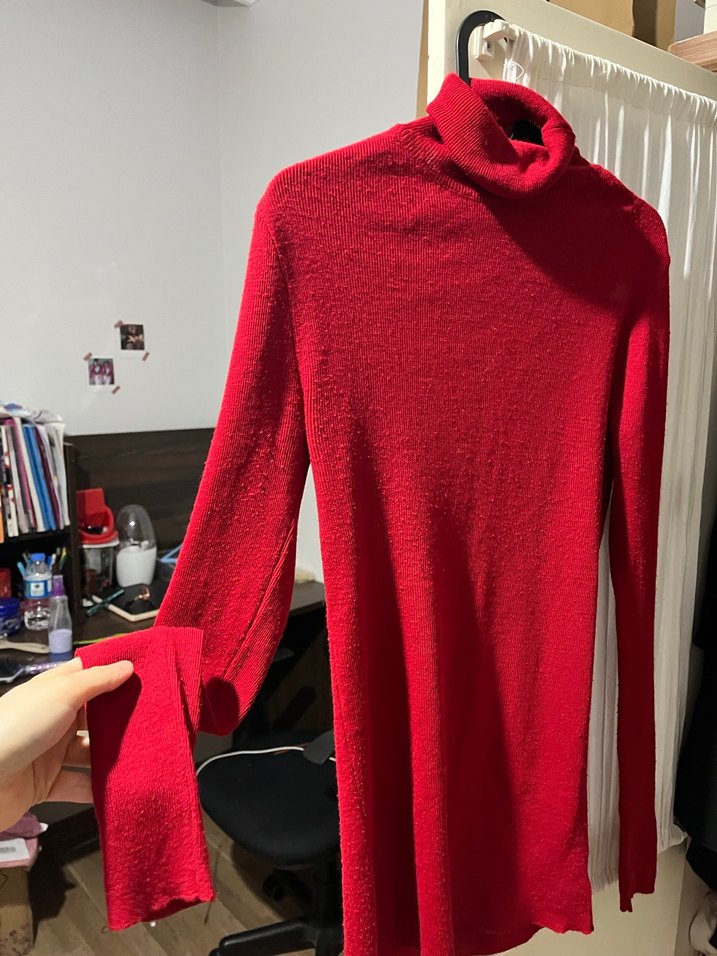 Kırmızı Boğazlı Kadın Triko - Görsel 2