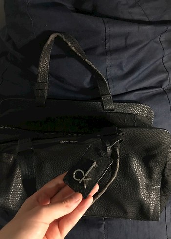 Calvin Klein Gri Deri Kadın Omuz Çantası
