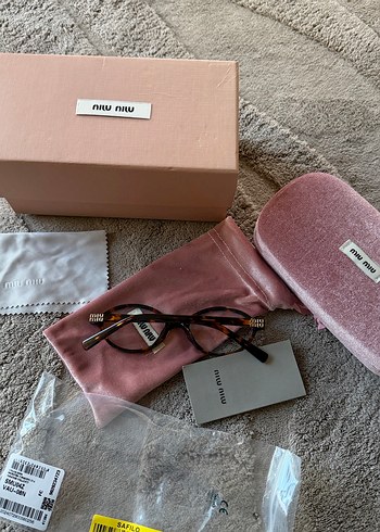 Miu miu full set premium gözlük cercevesi - Görsel 2
